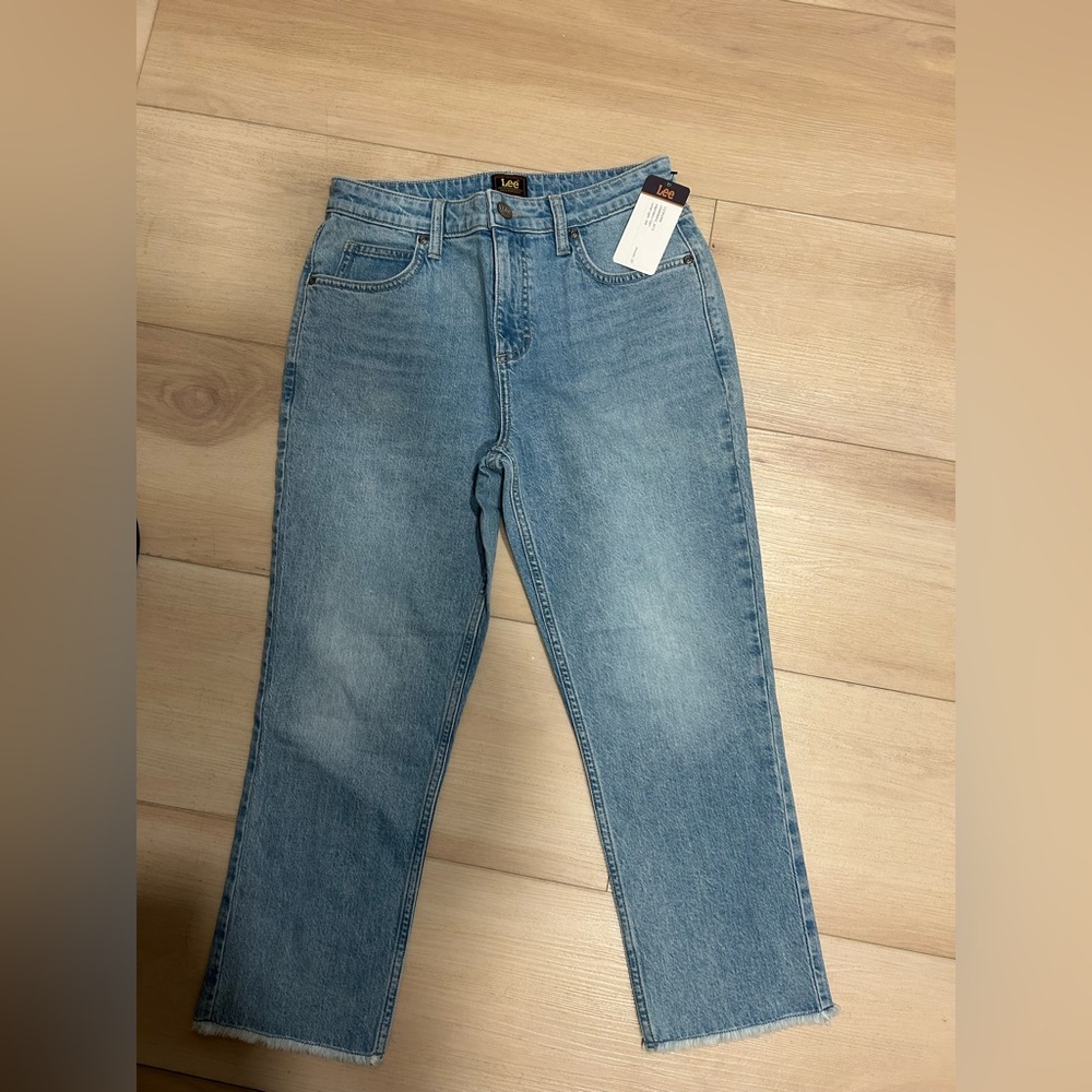 Lee womens Light Blue jeans size 27